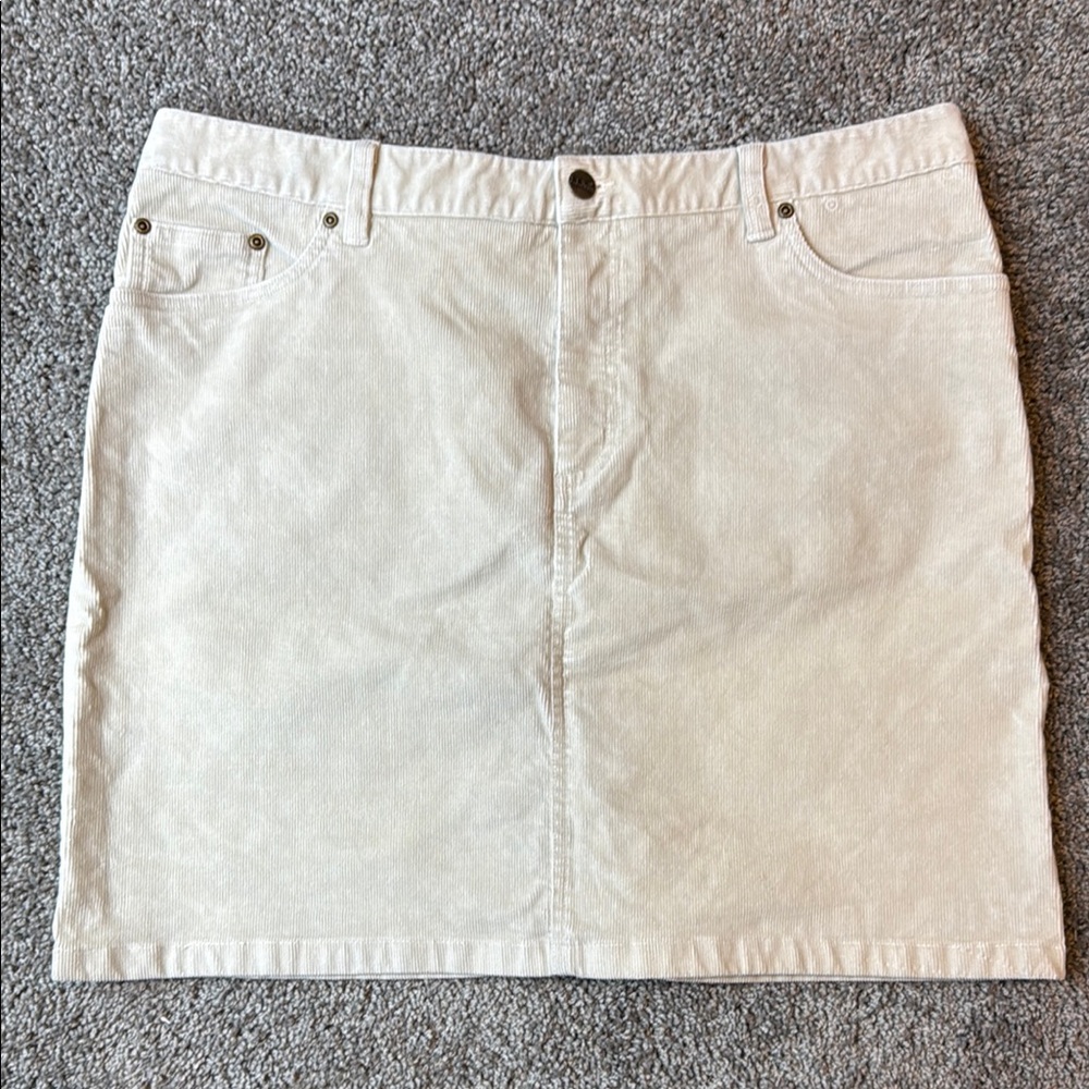 L.L. Bean Cream Mini Pencil Skirt